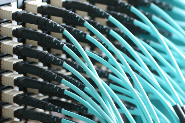 MTP/MPO Multi-fibers Cabling Solution for Data Center
