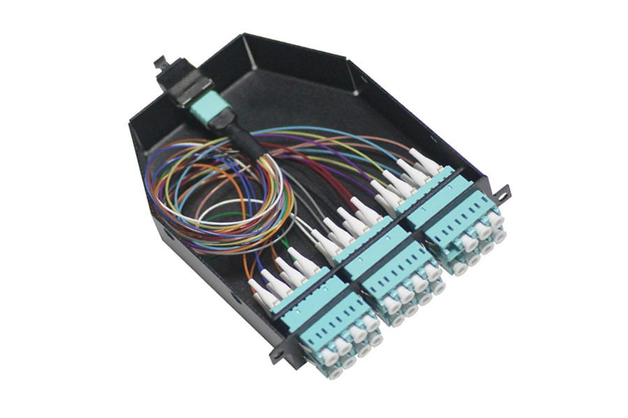 12/24F MTP to LC OM3 Fiber Optic Cassette Module